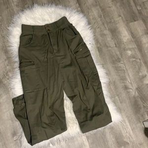 Hunter green cargo pant